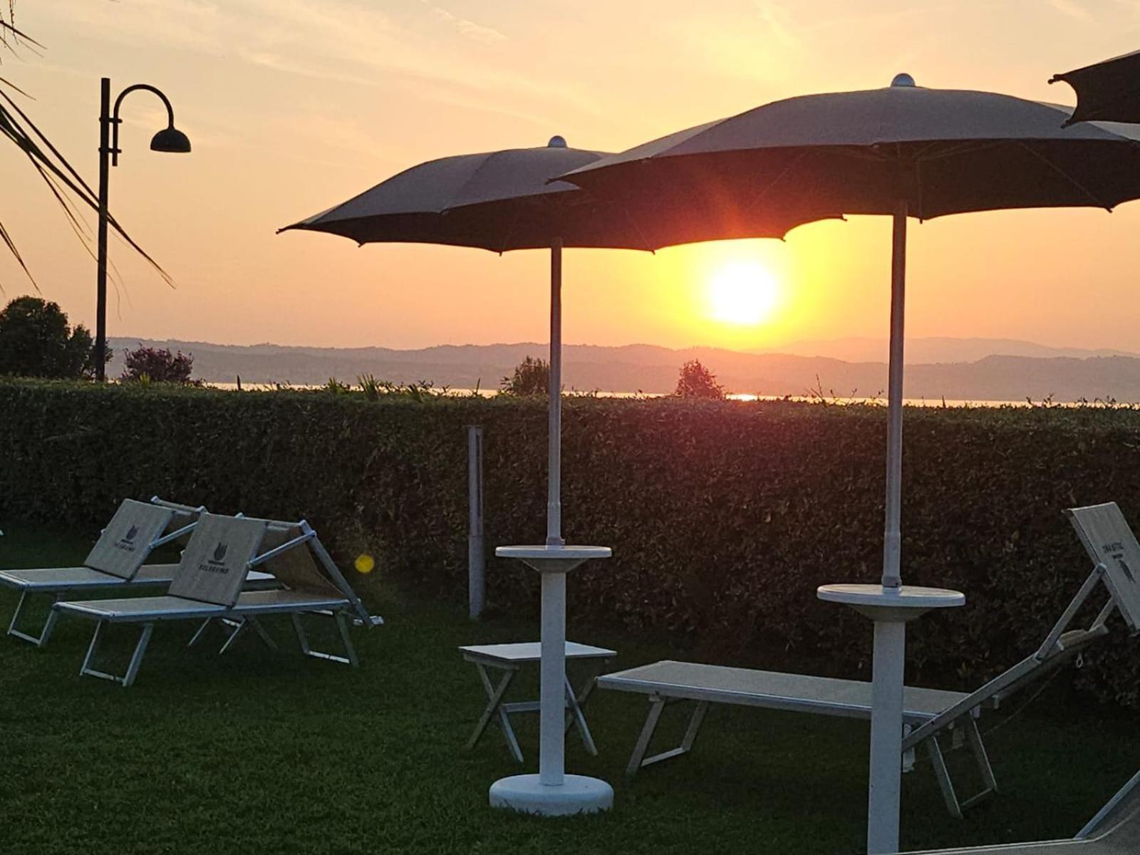 Appartamenti Residence Tulipano Sirmione Exterior photo