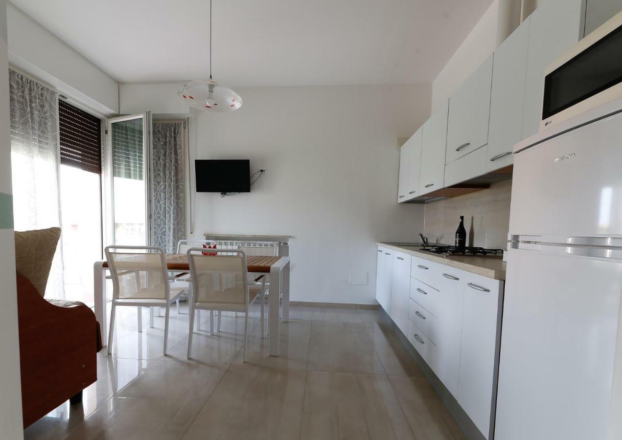 Appartamenti Residence Tulipano Sirmione Exterior photo