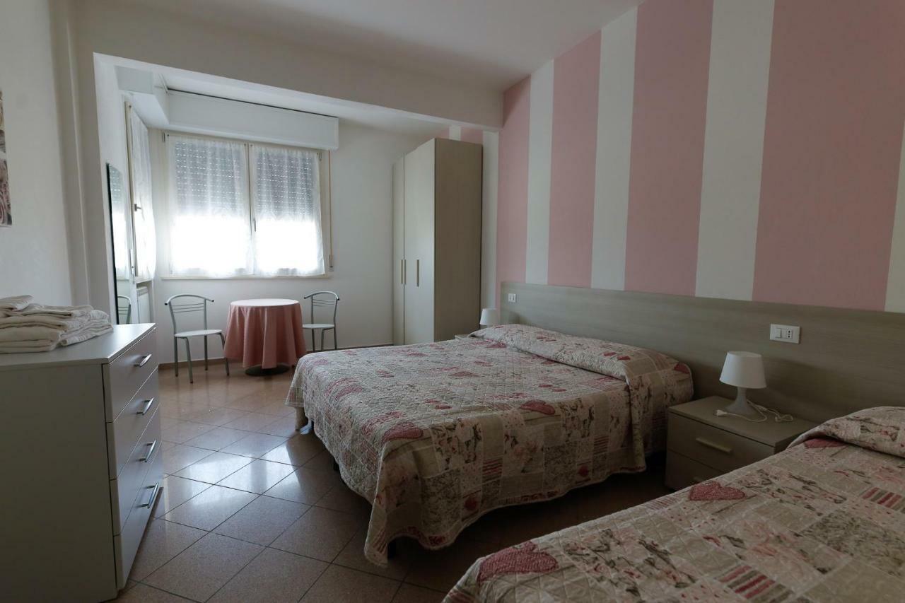Appartamenti Residence Tulipano Sirmione Exterior photo